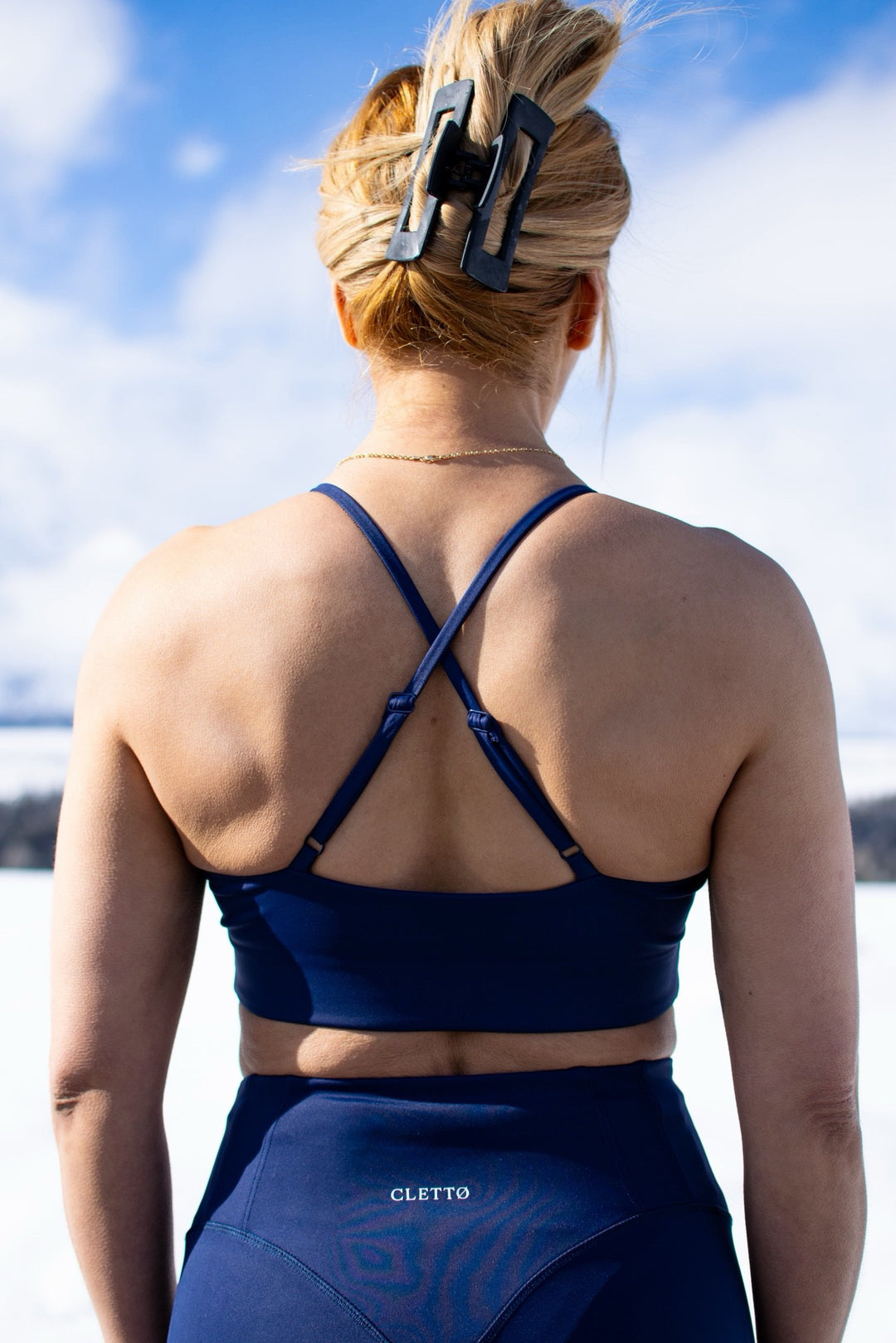 CLETTØ Women’s Performance Sport Bra Midnight Blue